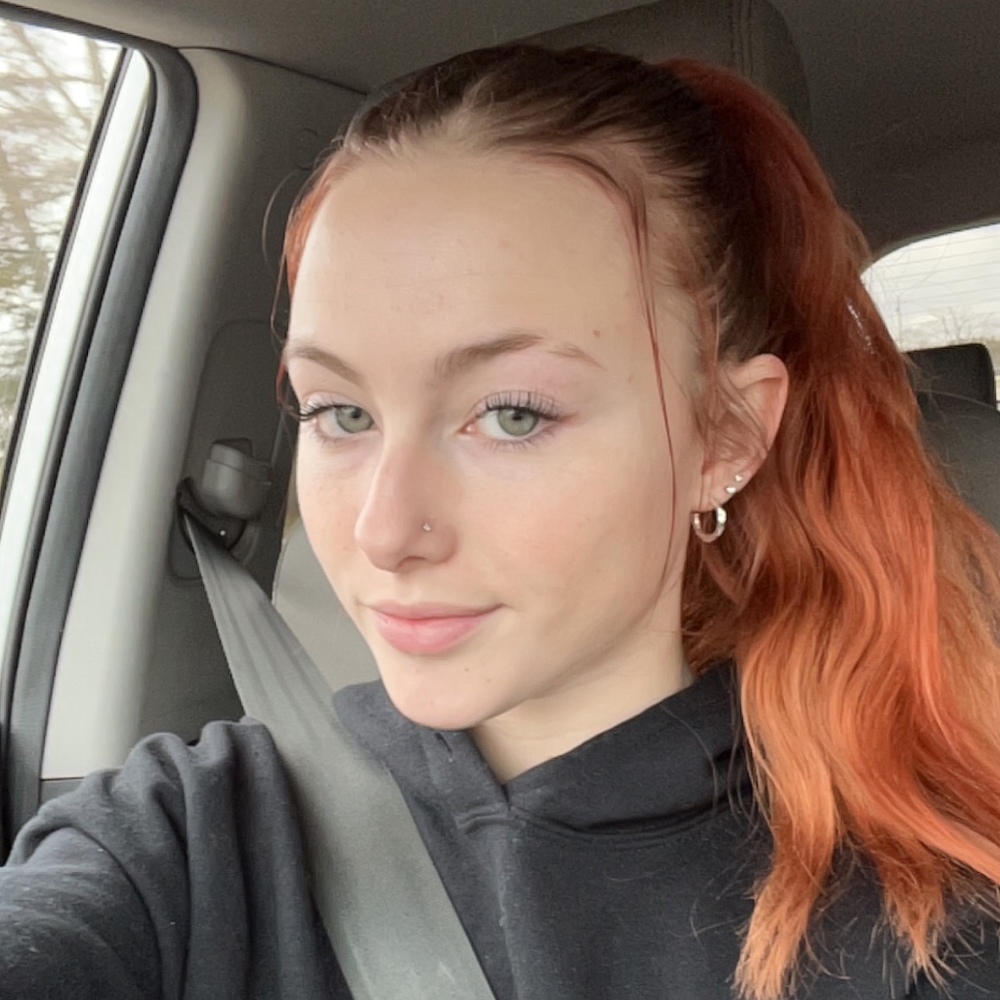 Meet your Posher, Emily